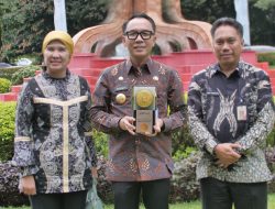 Bupati Raden Adipati Surya Persembahkan Piala Adipura Ke 2 Untuk Seluruh Masyarakat Way Kanan