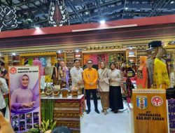 Bupati Raden Adipati Hadiri  Pameran INACRAFT 2023