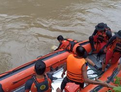 Tenggelam Saat Berenang Sungai Way Tahmi, Tim SAR Gabungan Lakukan Pencarian Terhadap Dini