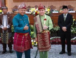Pj Gubernur Sumsel Agus Fatoni Mendapat Gelar Adat Lubuk Linggau, Pangeran Batuah Seketi