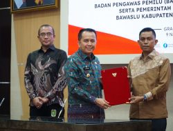 Sumsel Daerah Yang Pertama Kali Lakukan Penandatanganan Serentak NPHD Dana Pilkada Tahun 2024 Provinsi dan Kabupaten/Kota