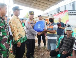 Polres Tuba Gerak Cepat Lakukan Kegiatan Kemanusiaan di Dua Lokasi Terdampak Angin Puting Beliung