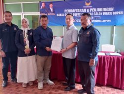 Putra Ke-4 Mance Ambil Formulir Bacabup di DPC Partai Nasdem Tuba