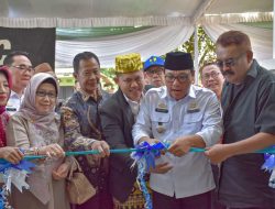 Walikota Metro Resmikan Kantor Kelurahan Ganjar Asri
