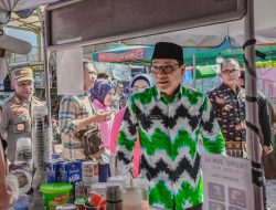 Ingin Memajukan UMKM Metro, Wahdi Resmikan Bazar Cemilan, Wastra dan Lomba LCC