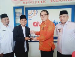 Walikota Metro bersama Daarut Tauhid Peduli Berikan Santunan Pada Anak Yatim dan Kaum Dhuafa
