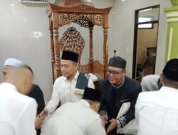 Shalat Ied di Masjid Syuhada Gunung Sugih, Bupati Ardito Gelar Open House di Nuwo Balak