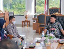 Bupati Dedi Irawan Desak PLN Maksimalkan Suplai Daya Listrik di Pesisir Barat