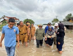 Pelajar Taruhkan Nyawa Seberangi Sungai, Bupati Lampung Timur Pastikan Jembatan Dibangun