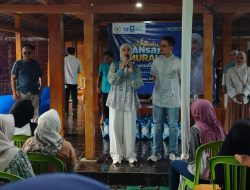 Gelar Reses di Pringsewu, Putri Zulhas Berbagi Sembako dan THR