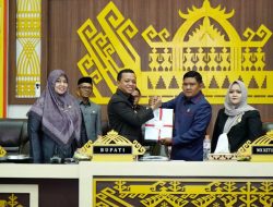 DPRD Pringsewu Gelar Paripurna Rekomendasi LKPJ dan Ranperda Ponpes