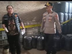 Polres Pringsewu Grebek Gudang BBM Oplosan di Gadingrejo