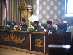 Bupati Ayu Sampaikan KUA-PPAS APBD 2027 dan Raperda Gerakan Literasi Daerah ke DPRD