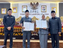 DPRD Lamsel Sahkan Ranperda PSU Perumahan