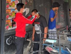 Winarti Gerakkan Kader PDIP, Bagikan Masker Hadapi Abu Anak Krakatau