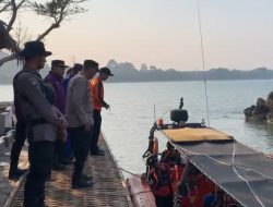 Hari Kesembilan, 22 Alut Sisir Selat Sunda