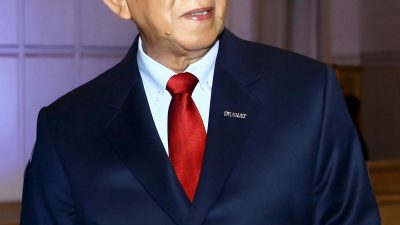 PASCA PUTUSAN MK, BOLA POLITIK GIBRAN BERPINDAH KE ISTANA