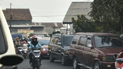Antrean Solar Melumpuhkan Lalu Lintas, Pemerintah Dituntut Bertindak